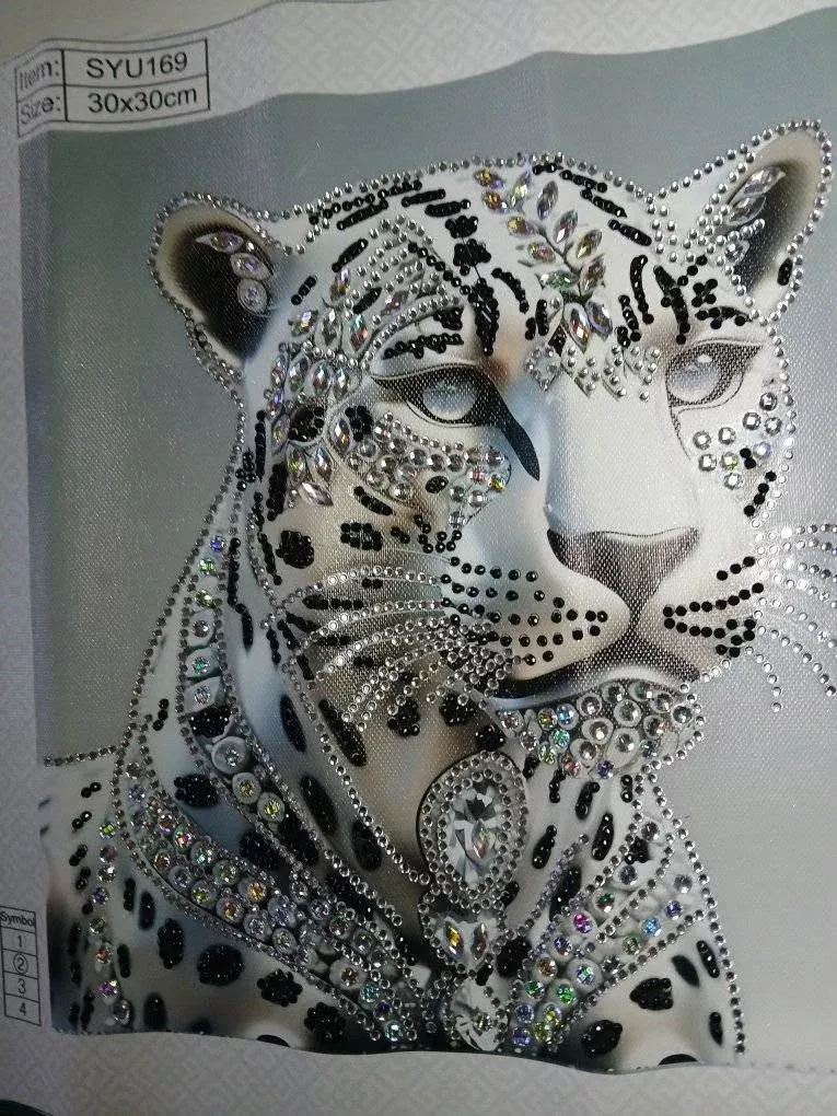 Snow leopard diamond art by Liz
